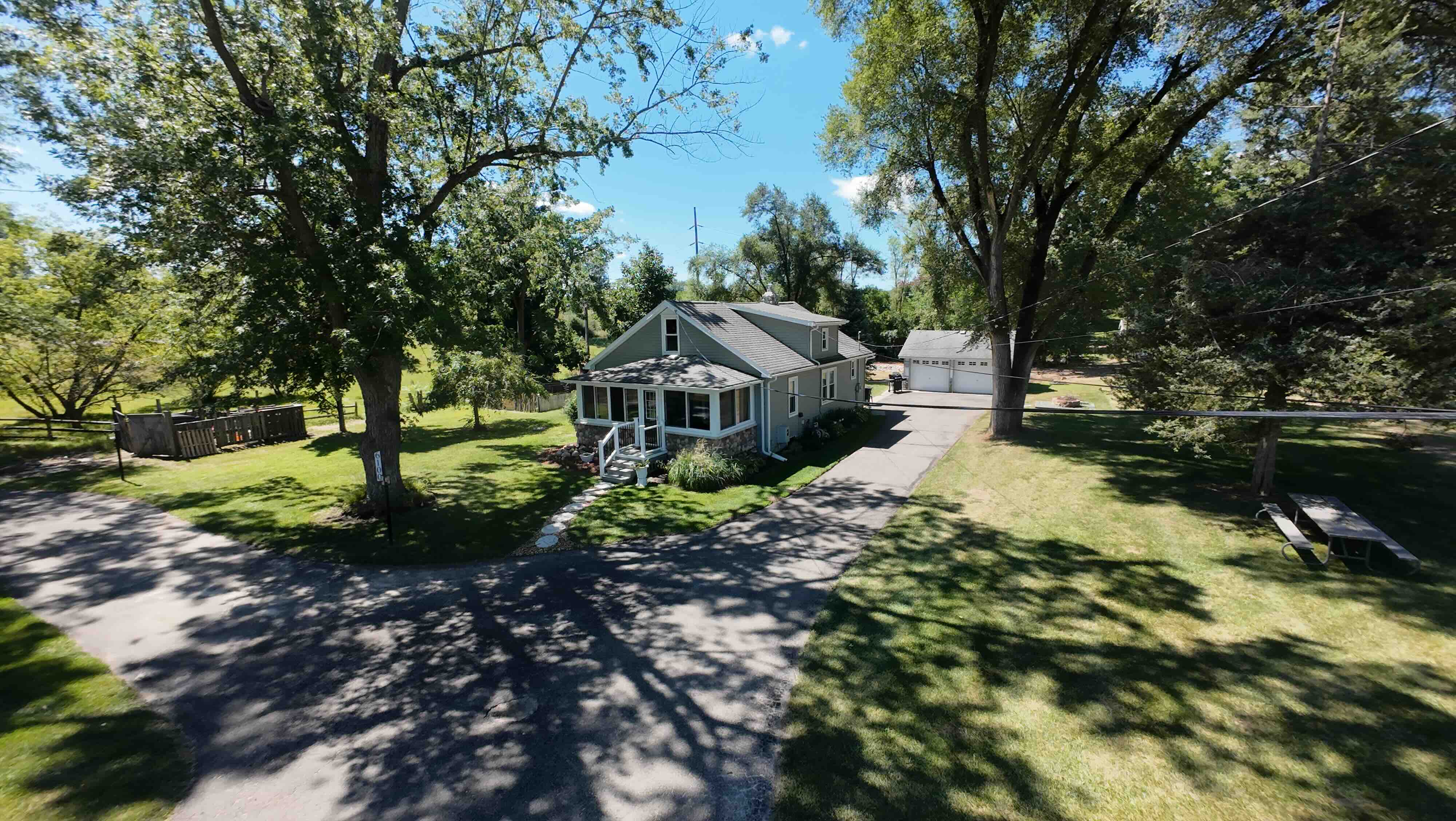 Fonda Lake Bungalow exterior, Brighton Michigan
